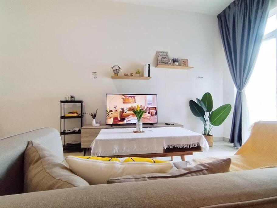 Apartment Pwtc Titiwangsa Hkl Near Mrt Family